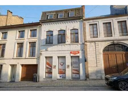 bureau 221m² 4 façades à huy