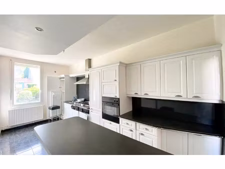 location appartement  m² t-3 à le creusot  549 €