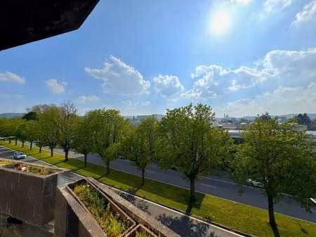 appartement 3 chambres avec balcon