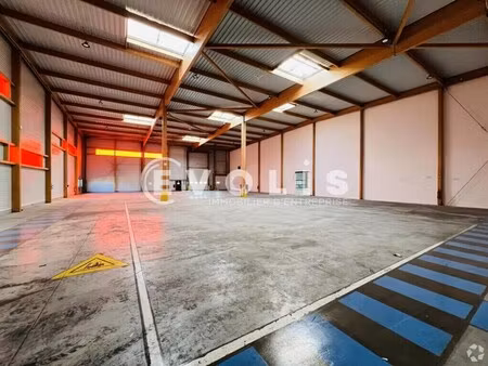 location local d’activités brie-comte-robert 77170 1722m²