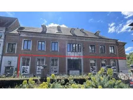 immeuble commercial idéalement situé
