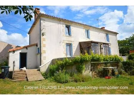 vente maison à bazoges-en-pareds (85390) : à vendre / 125m² bazoges-en-pareds