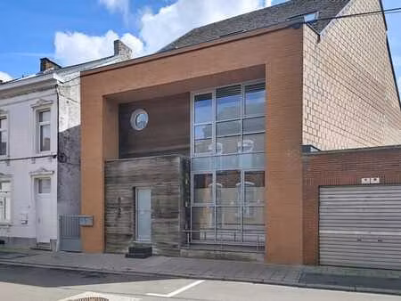 superbe maison d'architecte avec 4 chambres et jardin!