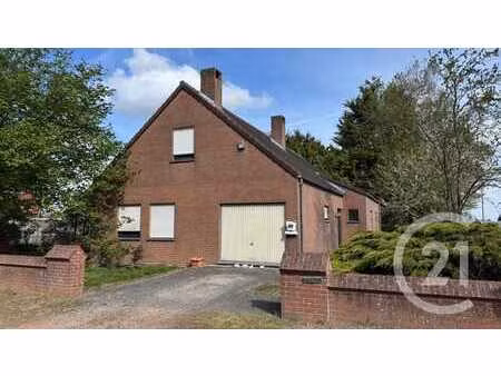 a louer maison plain-pied avec 3 chambres.