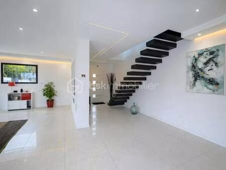 vente maison à saint-erblon (35230) : à vendre / 142m² saint-erblon