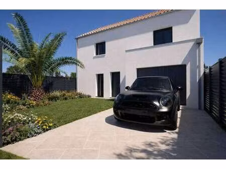 vente terrain à royan (17200) : à vendre / 344m² royan