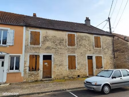 grande maison ancienne non habitable