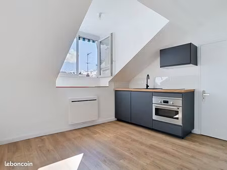 studio 1 pièce 12 m²