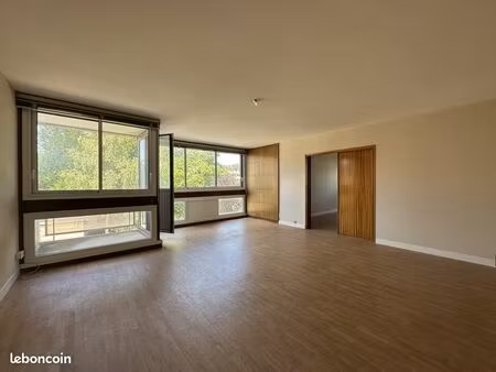 appartement 5 pièces 104 m²
