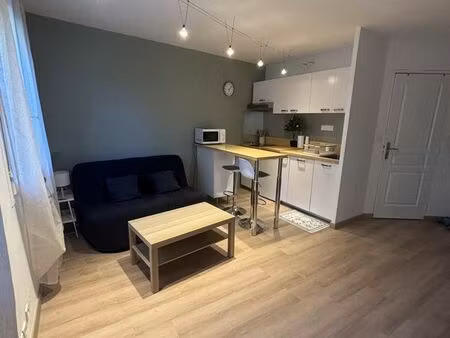 studio 1 pièce 24 m²