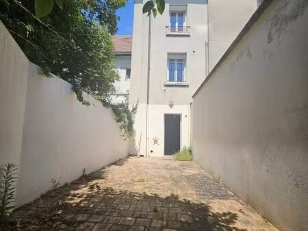 maison de ville 3 pièces 75 m²