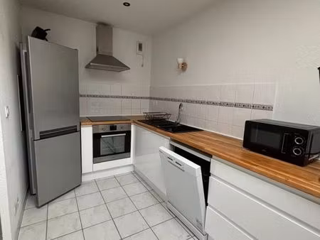 appartement 50 m2 meublé quartier l'houmeau