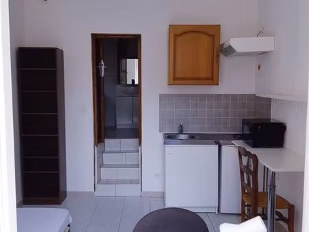 rdc studio 18 m² cours briand. disponible de suite