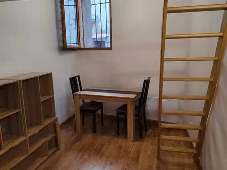studio meublé refait à neuf 22m² avec mezzanine 5m² chauffage/électricité/eau compris