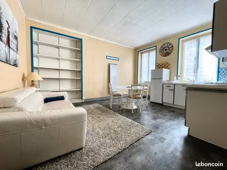 appartement 2 pièces -44 m2-centre ville