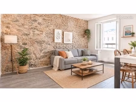 grand studio avec coin nuit saint jean du var