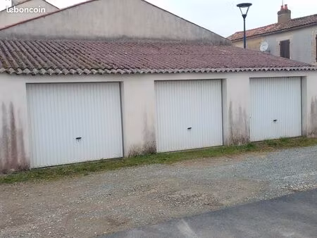 garage individuel surgères centre  proche gare tgv