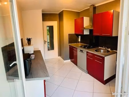 chambre 1 pièce 12 m²