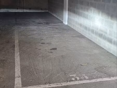 parking double 24 m2 sous sol immeuble securise