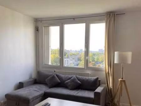 chambre 1 pièce 11 m²