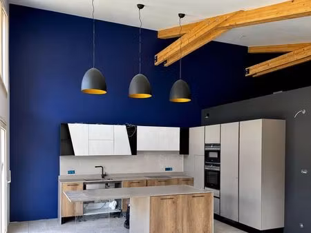 t3 meublé avec terrasse et garage