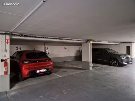 emplacement de parking marais