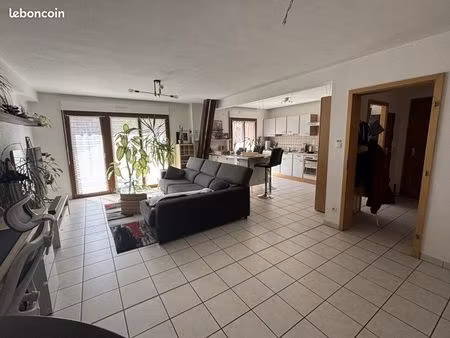 appartement 4 pièces 90 m²