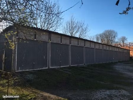 loue 1 box garage individuel proche du 2 impasse d'orval  langres (52200)