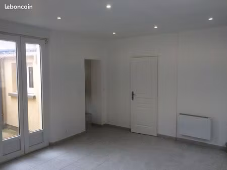 maison mitoyenne quartier faubourg d'ile