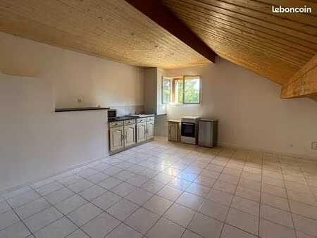 studio mansardé
