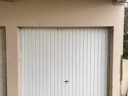 garage / box fermé