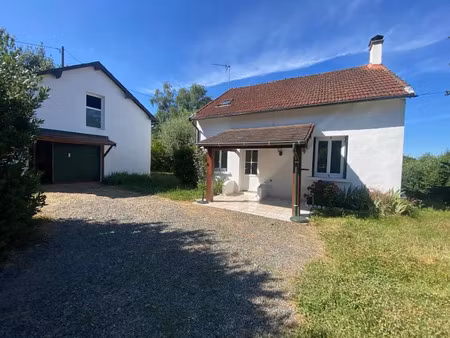 location maison 4 pièces 70 m² à larochemillay (58370)  750 €