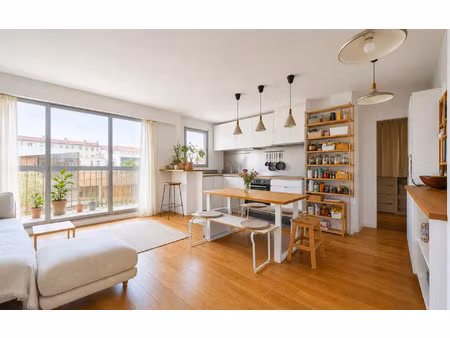appartement paris 18 49.67 m² t-2 à vendre  425 000 €