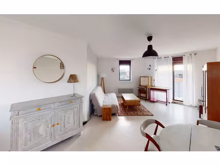 location appartement  m² t-3 à toulouse  1 002 €