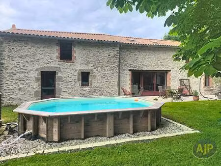 vente maison piscine aux brouzils (85260) : à vendre piscine / 142m² les brouzils