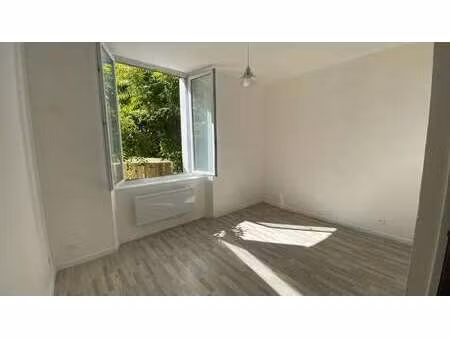location appartement 3 pièces à molières-sur-cèze (30410) : à louer 3 pièces / 62m² molièr