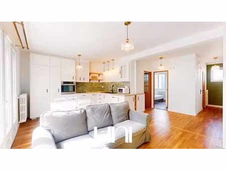 appartement 2 pièces de 45 19 m2 avec balcon - caen vaucelles