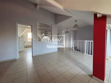 saint-omer - tres bel appartement de 77 85m²