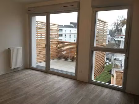 vertou - t1 avec balcon et parking