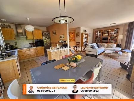 maison 140m2 - 4 chambres   bureau  terrain 800m2 - la roche blanche (63670)