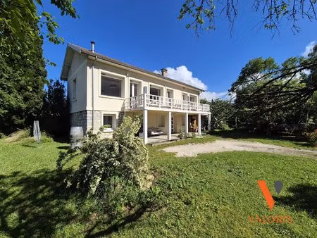 magnifique villa - cadre de vie privilégié - les moutonnées