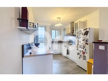 location appartement  66.17 m² t-3 à brive-la-gaillarde  780 €