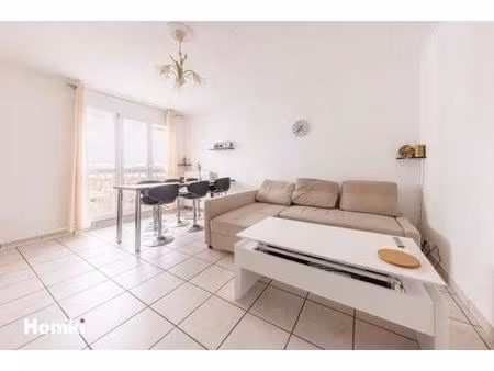 appartement t3 de 70 m2 à clermont-ferrand 63100  rue du château des vergnes