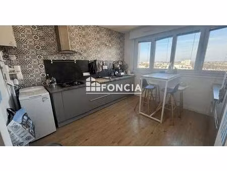 vente appartement 4 pièces à lorient (56100) : à vendre 4 pièces / 76m² lorient