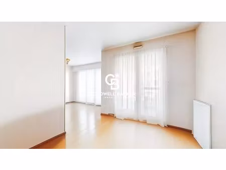 3 pièces exposé plein sud au coeur de montrouge