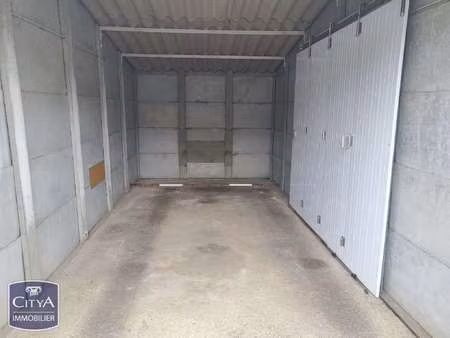vente garage et parking à saint-jacques-de-la-lande (35136) : à vendre / 11m² saint-jacque
