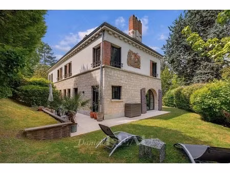 garches - domaine privé avec piscine - maison  4 chambres.