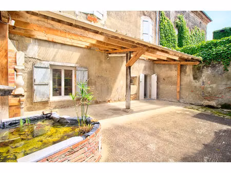 layrac - maison de ville de 160m2  4 chambres  terrasse  combles aménageables et place de 