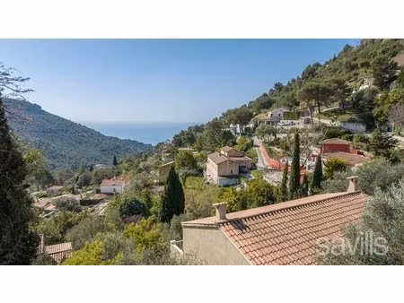 villa neuve avec piscine et vue mer