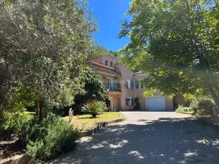 vente villa 8 pièces 210 m2 à salernes